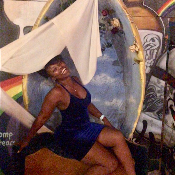 Meet your Posher, Yvonne - Picture 6 of 6